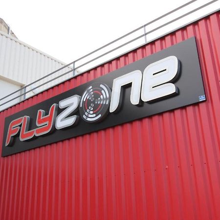 Auberge FlyZone Lézignan-Corbières Extérieur photo